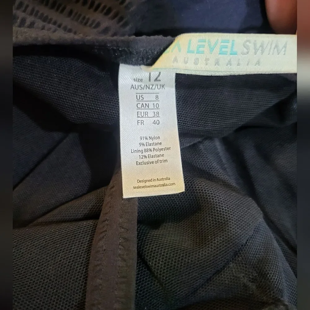 Sea Level Swim Spinnaker Cross Front One Piece NWOT sz 8 Black